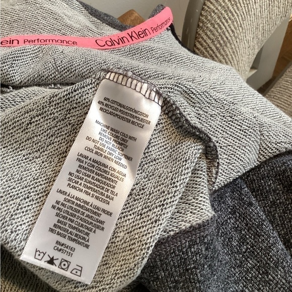 Calvin Klein Performance Zippered Jacket size XXL - Picture 2 of 5